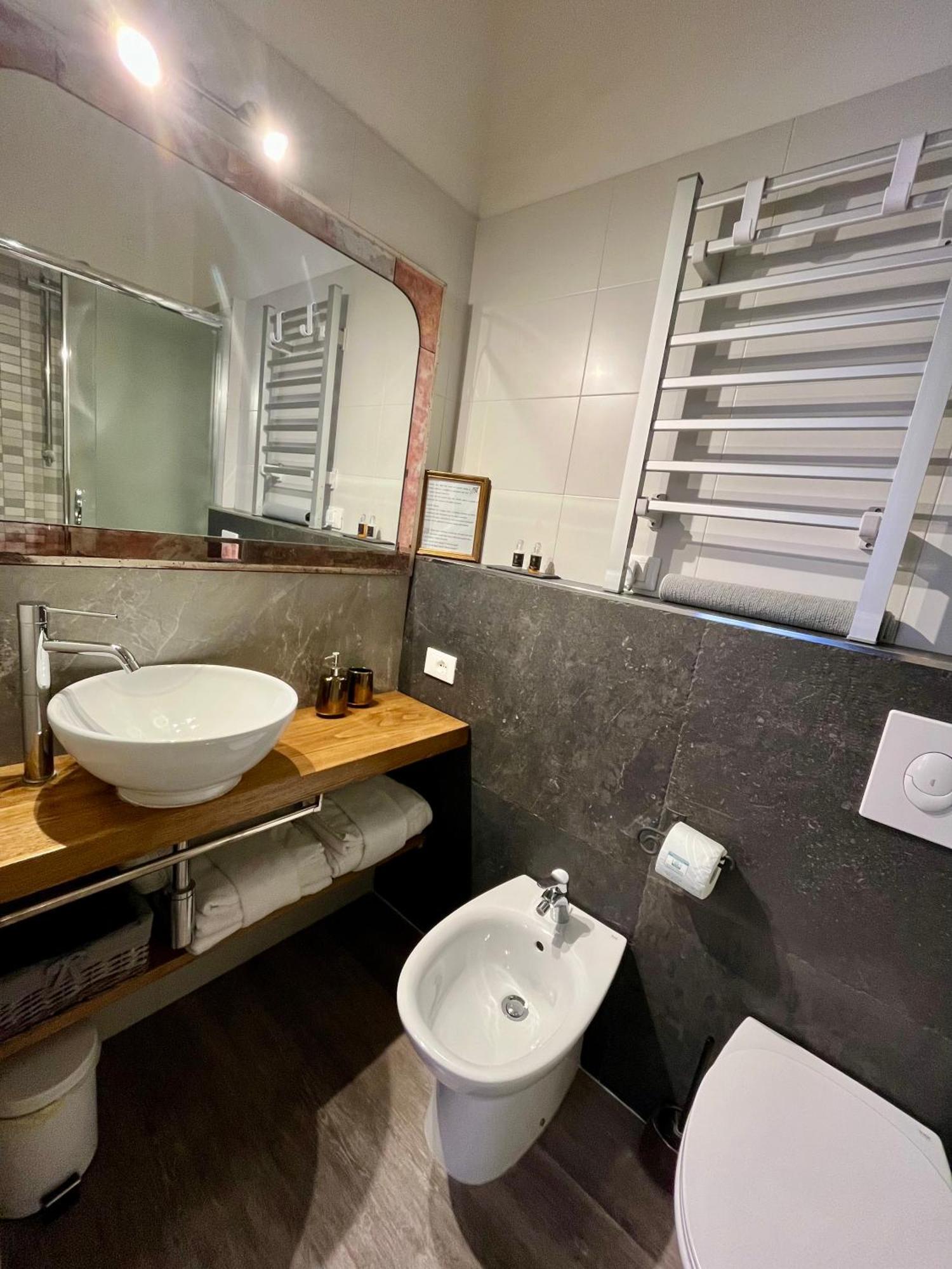 Affittacamere Perla Del Prione ラ・スペツィア 部屋 写真